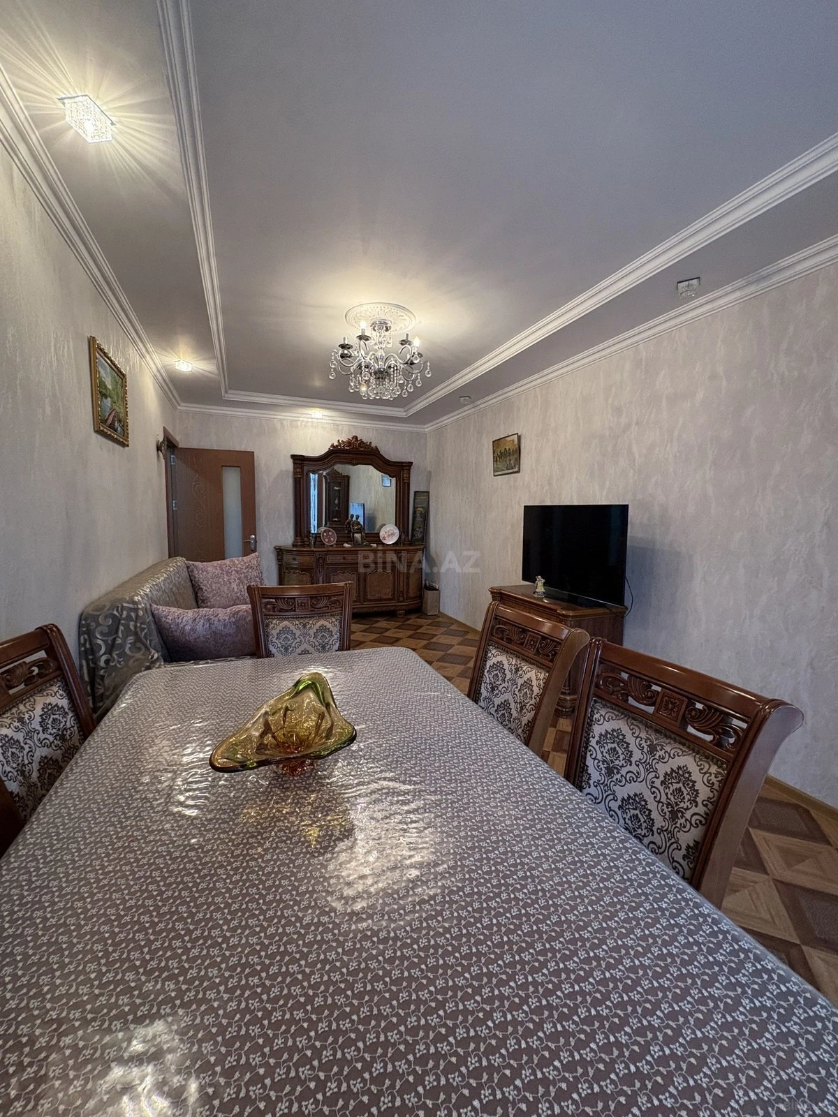 Satılır 4 otaqlı mənzil 75 m²