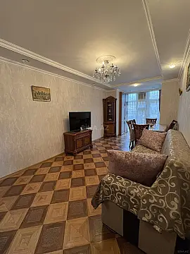 Satılır 4 otaqlı mənzil 75 m² — Bakı, Həzi Aslanov qəs. 4 otaq 75.00 m²