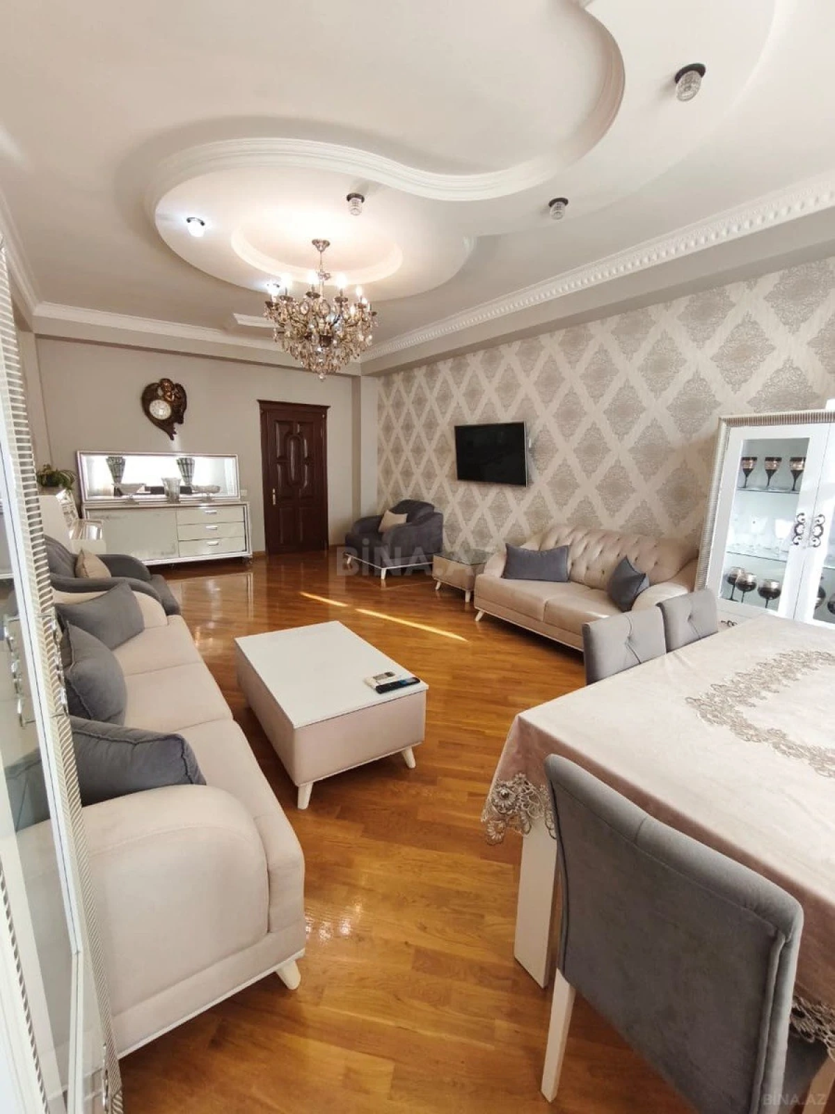 Satılır 3 otaqlı mənzil 103 m²