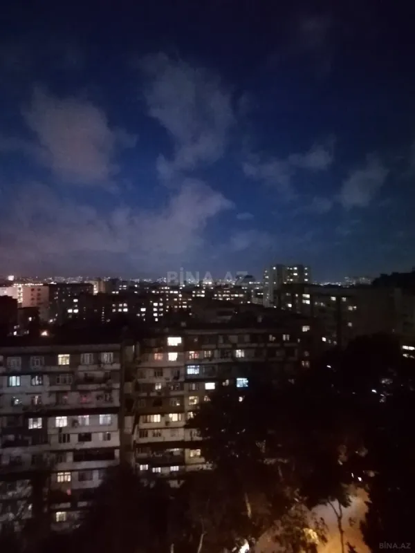 Satılır 3 otaqlı mənzil 142 m²