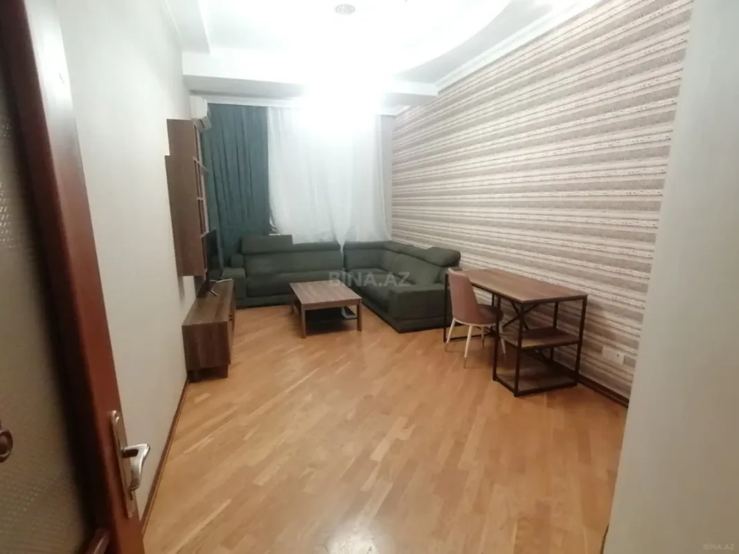 Satılır 3 otaqlı mənzil 142 m²