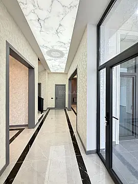 Satılır 5 otaqlı həyət evi 220 m²