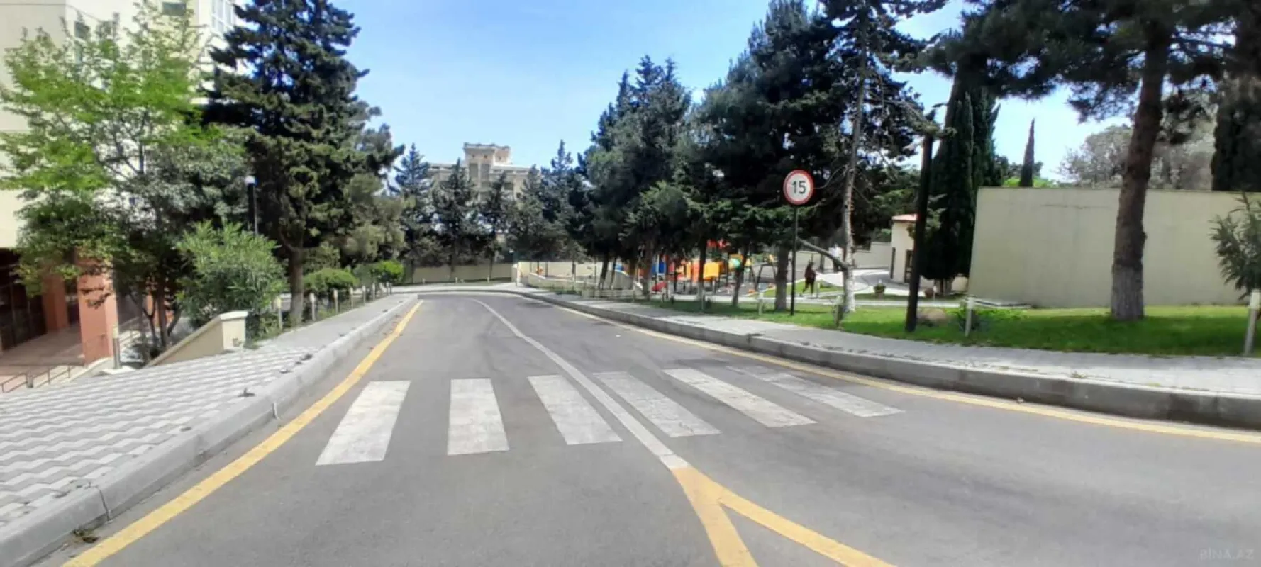 Satılır 5 otaqlı mənzil 214 m²