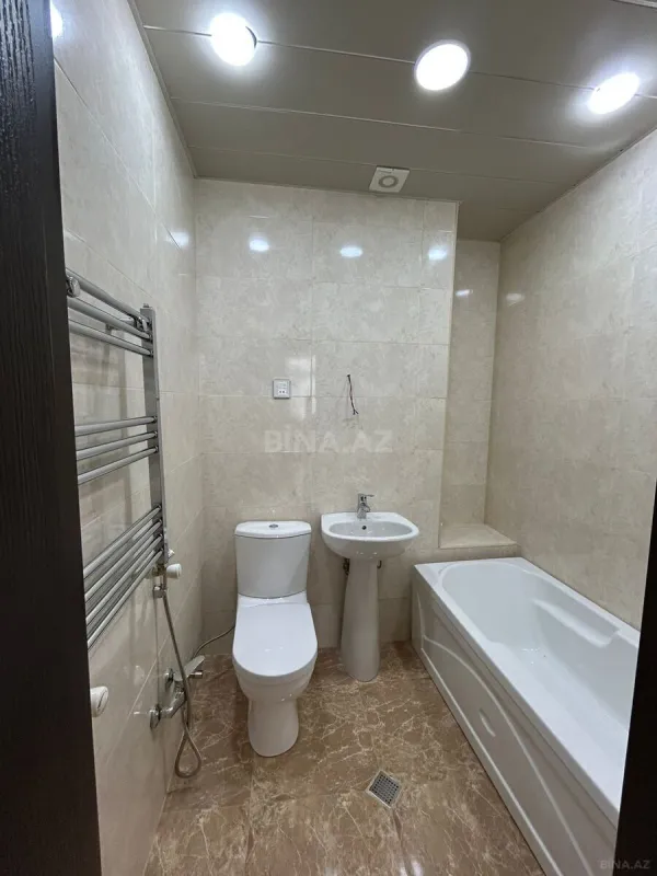 Satılır 4 otaqlı mənzil 100 m²
