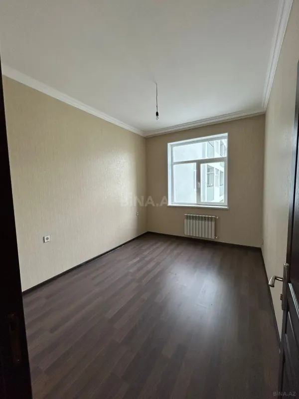 Satılır 4 otaqlı mənzil 100 m²