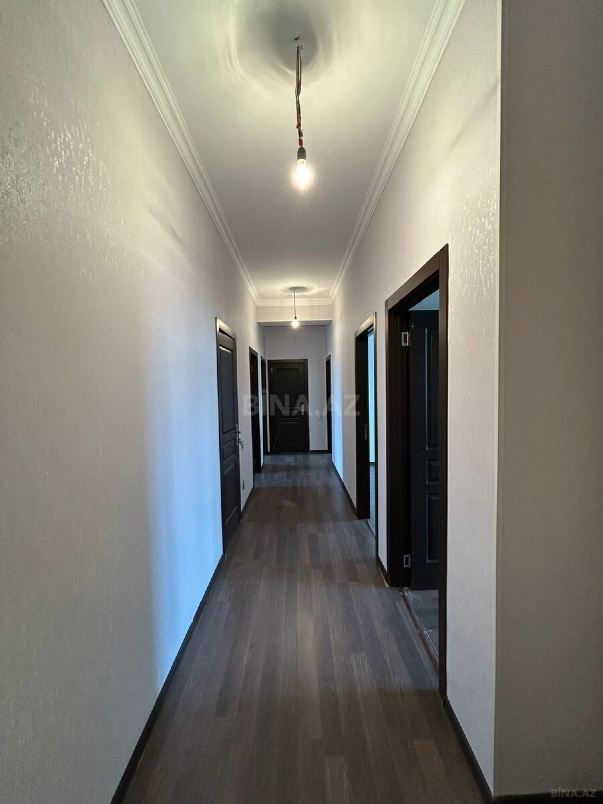 Satılır 4 otaqlı mənzil 100 m²