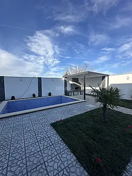 Satılır 4 otaqlı həyət evi 160 m²