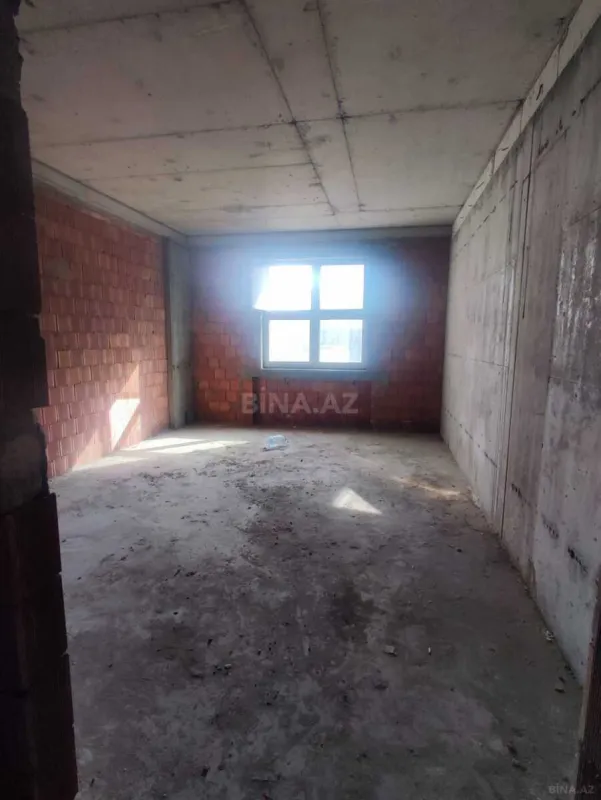 Satılır 2 otaqlı mənzil 93.3 m²