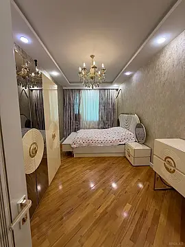 Satılır 2 otaqlı mənzil 94 m²