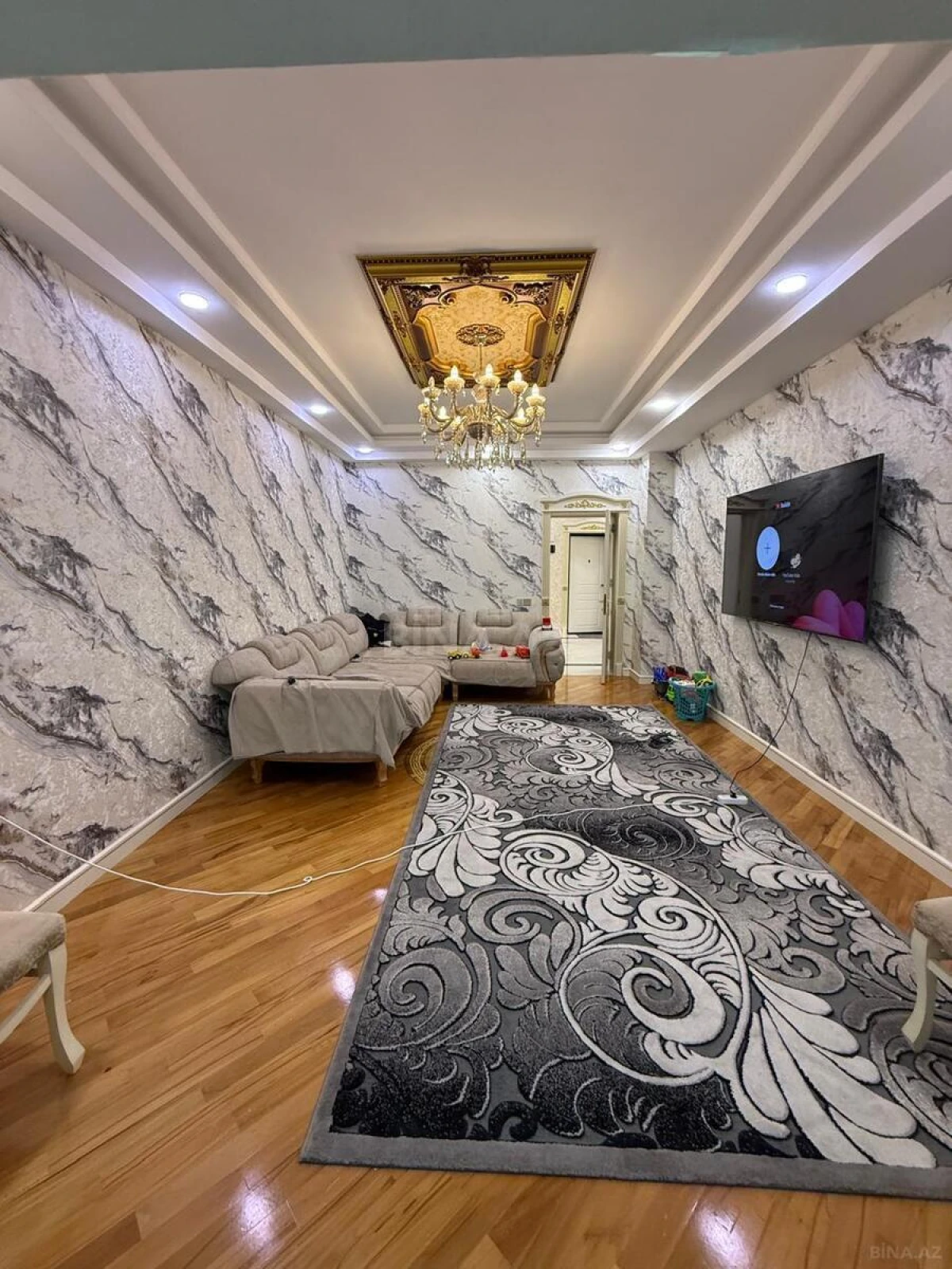 Satılır 2 otaqlı mənzil 94 m²