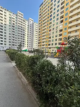 Satılır 2 otaqlı mənzil 94 m²