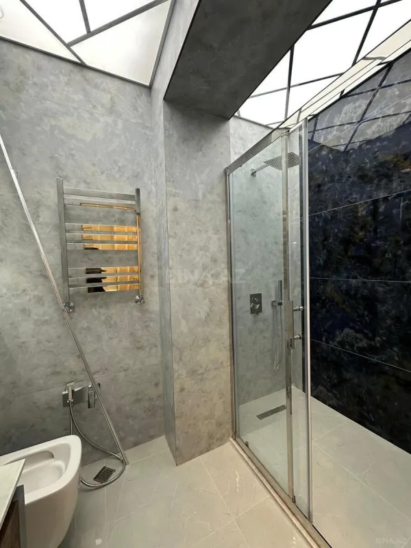 Satılır 2 otaqlı mənzil 77 m²