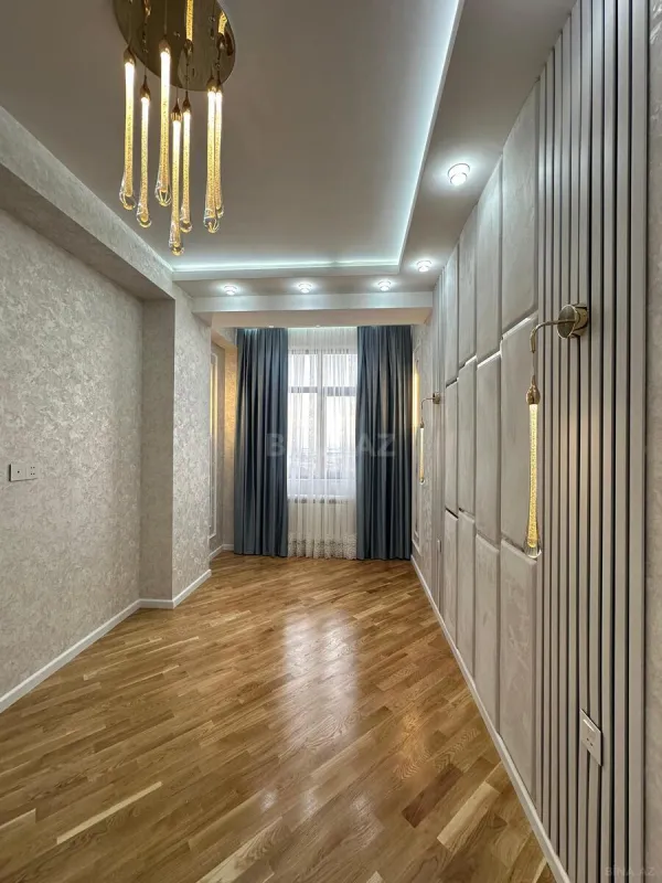 Satılır 2 otaqlı mənzil 77 m²