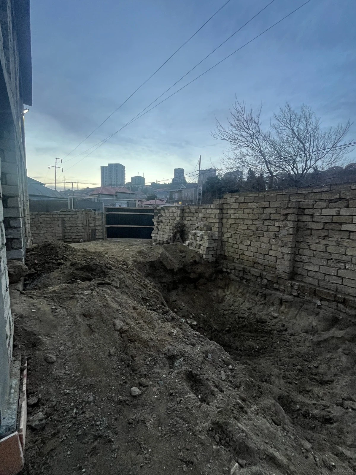 Satılır 6 otaqlı həyət evi 188 m²