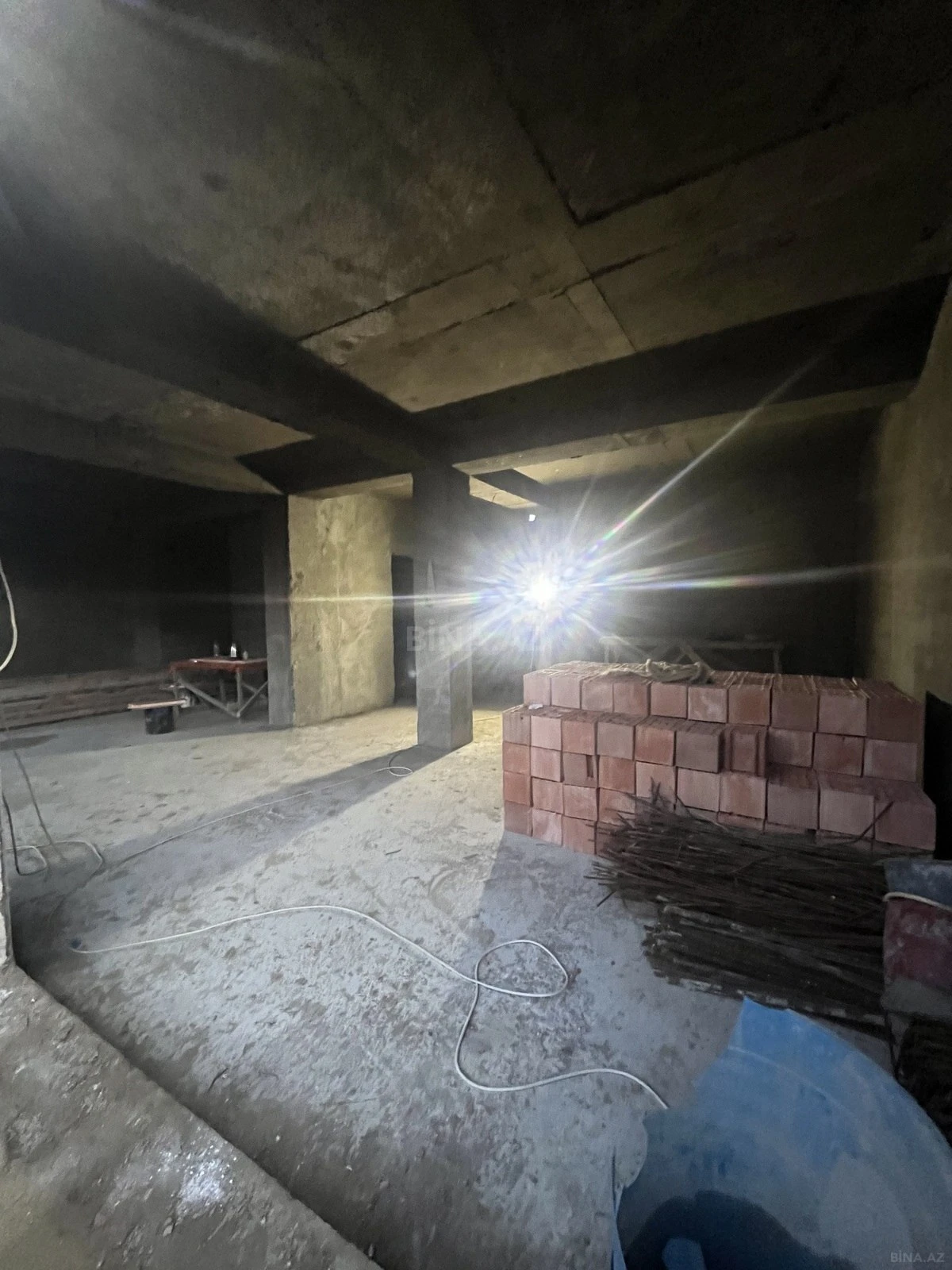 Satılır 6 otaqlı həyət evi 188 m²