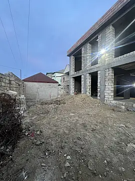 Satılır 6 otaqlı həyət evi 188 m²