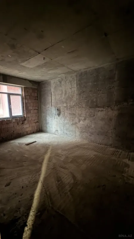 Satılır 2 otaqlı mənzil 75 m²