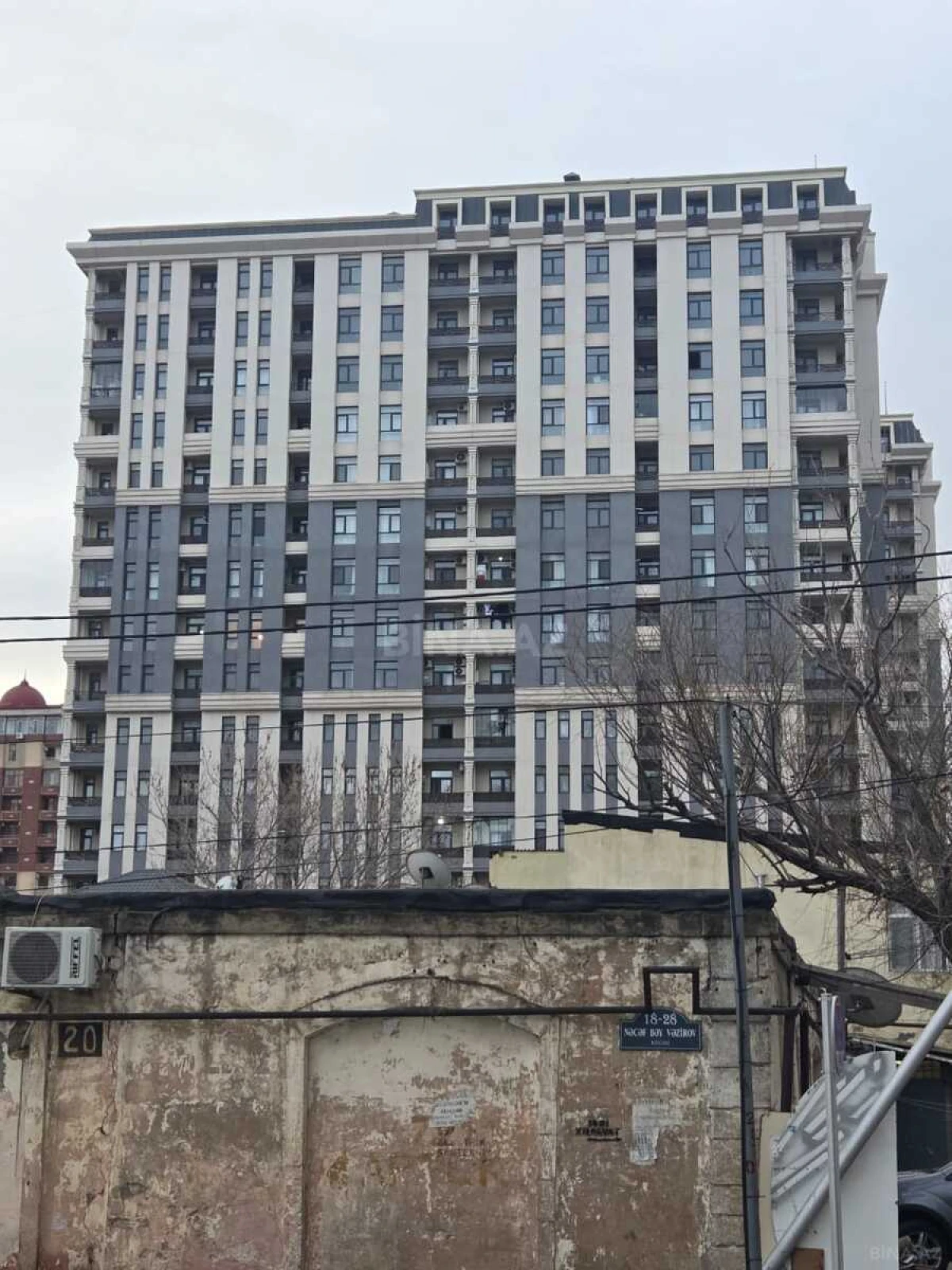 Satılır 2 otaqlı mənzil 90.6 m²