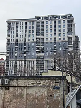 Satılır 2 otaqlı mənzil 90.6 m²