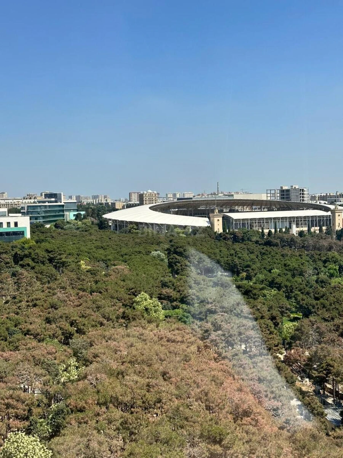 Satılır 5 otaqlı mənzil 267 m²