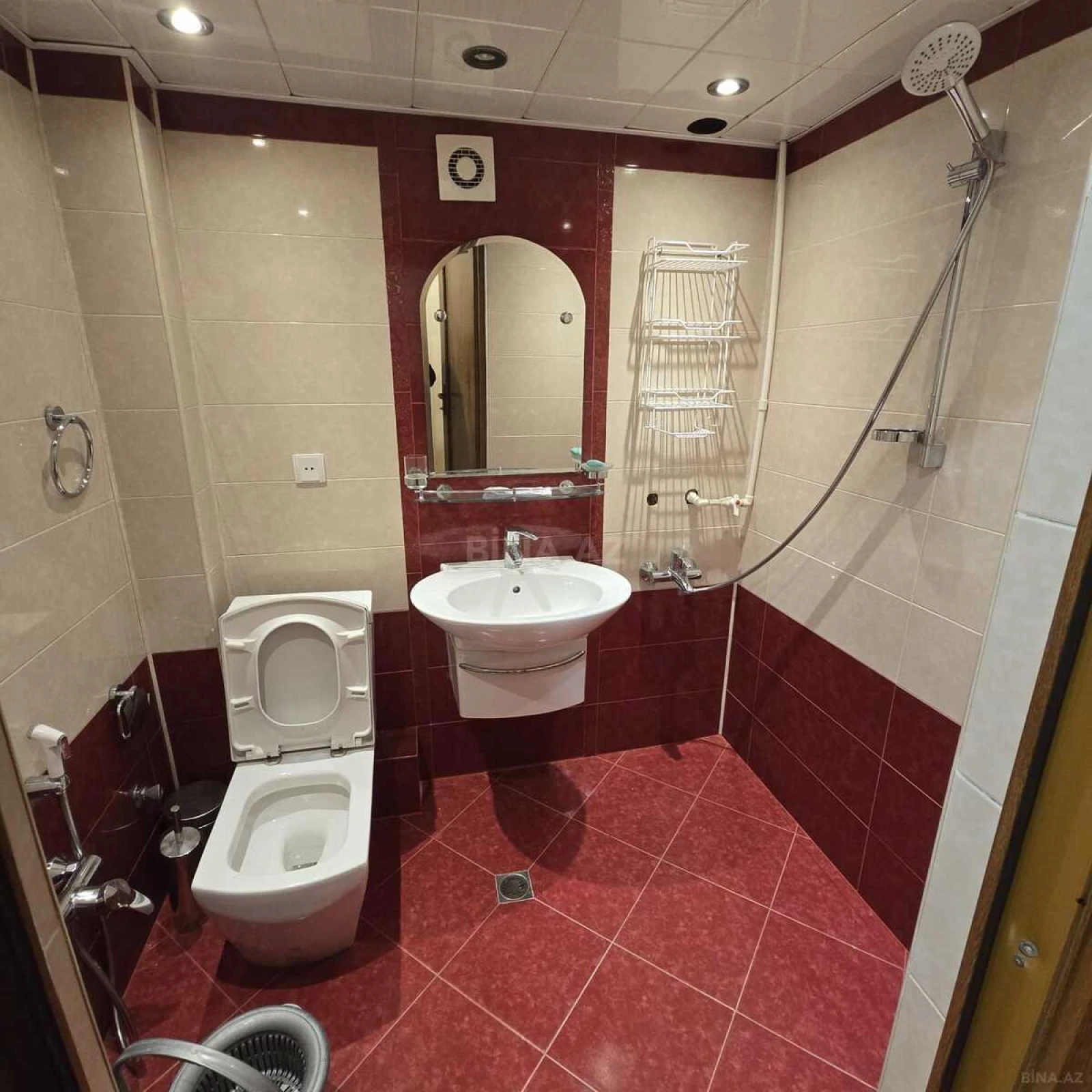 Satılır 3 otaqlı mənzil 70 m²