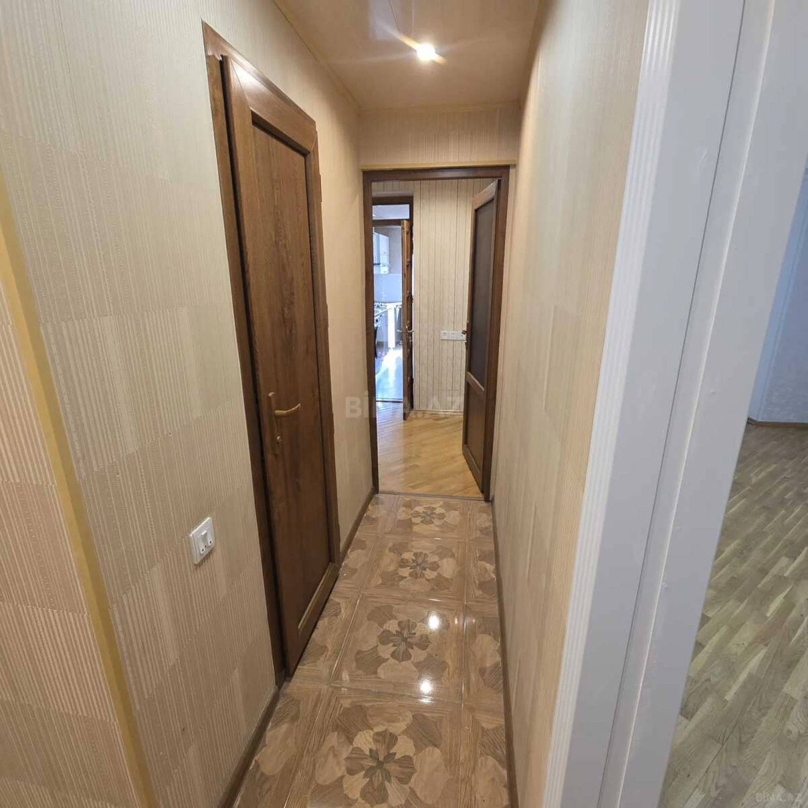 Satılır 3 otaqlı mənzil 70 m²