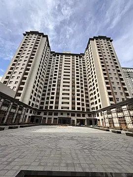 Satılır 2 otaqlı mənzil 75 m²