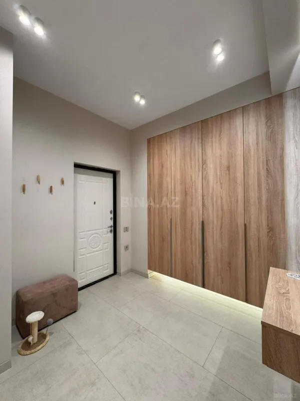 Satılır 2 otaqlı mənzil 75 m²