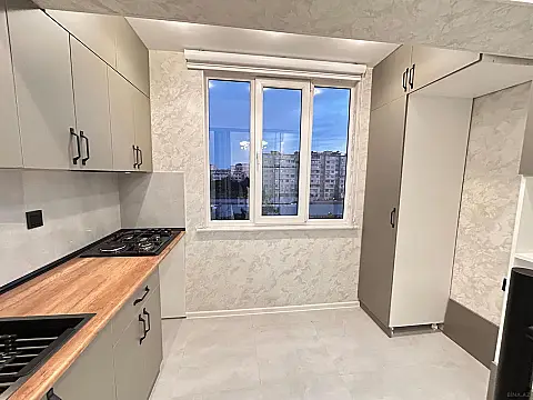 Satılır 3 otaqlı mənzil 68 m²