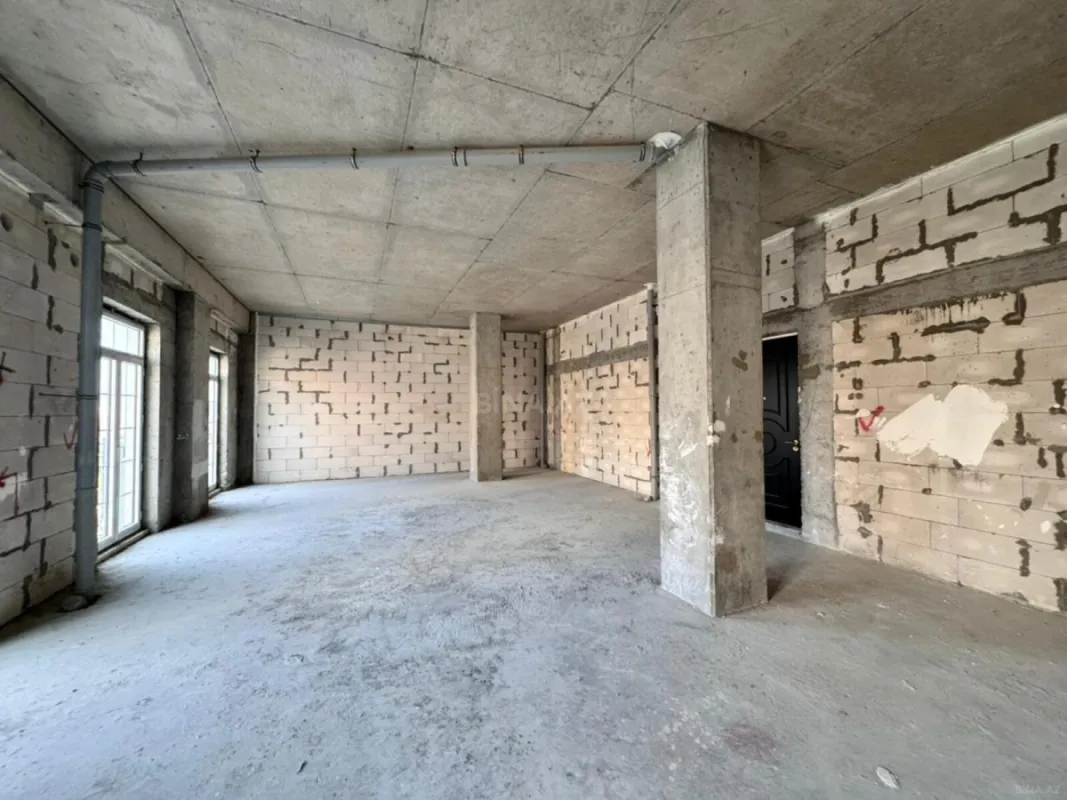 Satılır 3 otaqlı mənzil 96 m²