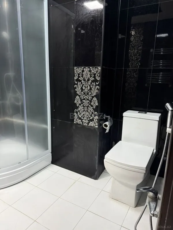 Kirayə verilir 3 otaqlı mənzil 120 m²