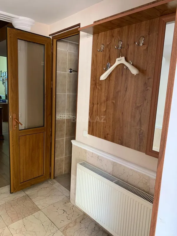 Kirayə verilir 5 otaqlı ofis 100 m²