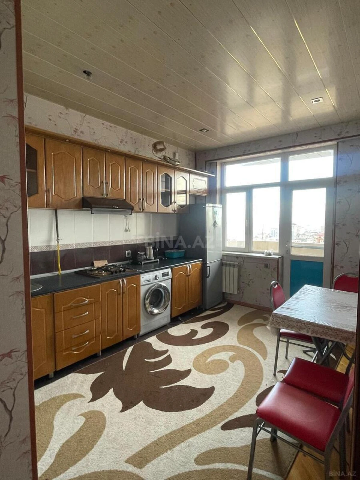 Kirayə verilir 3 otaqlı mənzil 92 m²