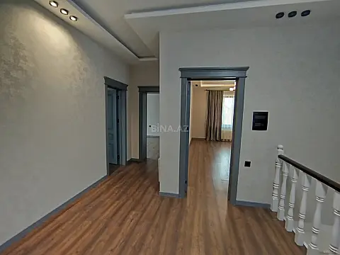 Satılır 5 otaqlı həyət evi 200 m²