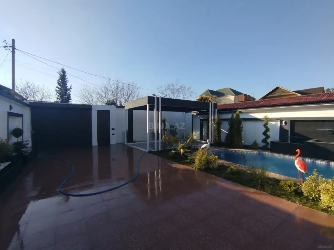 Satılır 5 otaqlı həyət evi 200 m²