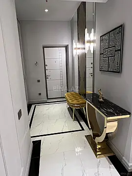 Satılır 2 otaqlı mənzil 106 m²