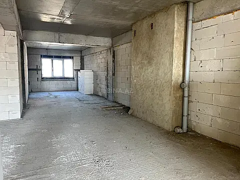 Satılır 2 otaqlı mənzil 90.5 m²