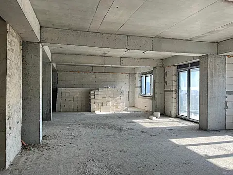 Satılır 2 otaqlı mənzil 90.5 m²