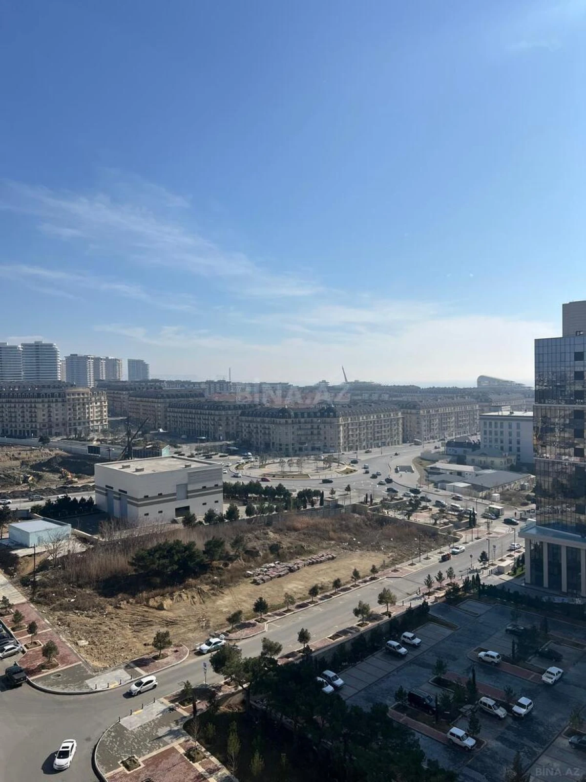 Satılır 2 otaqlı mənzil 90.5 m²