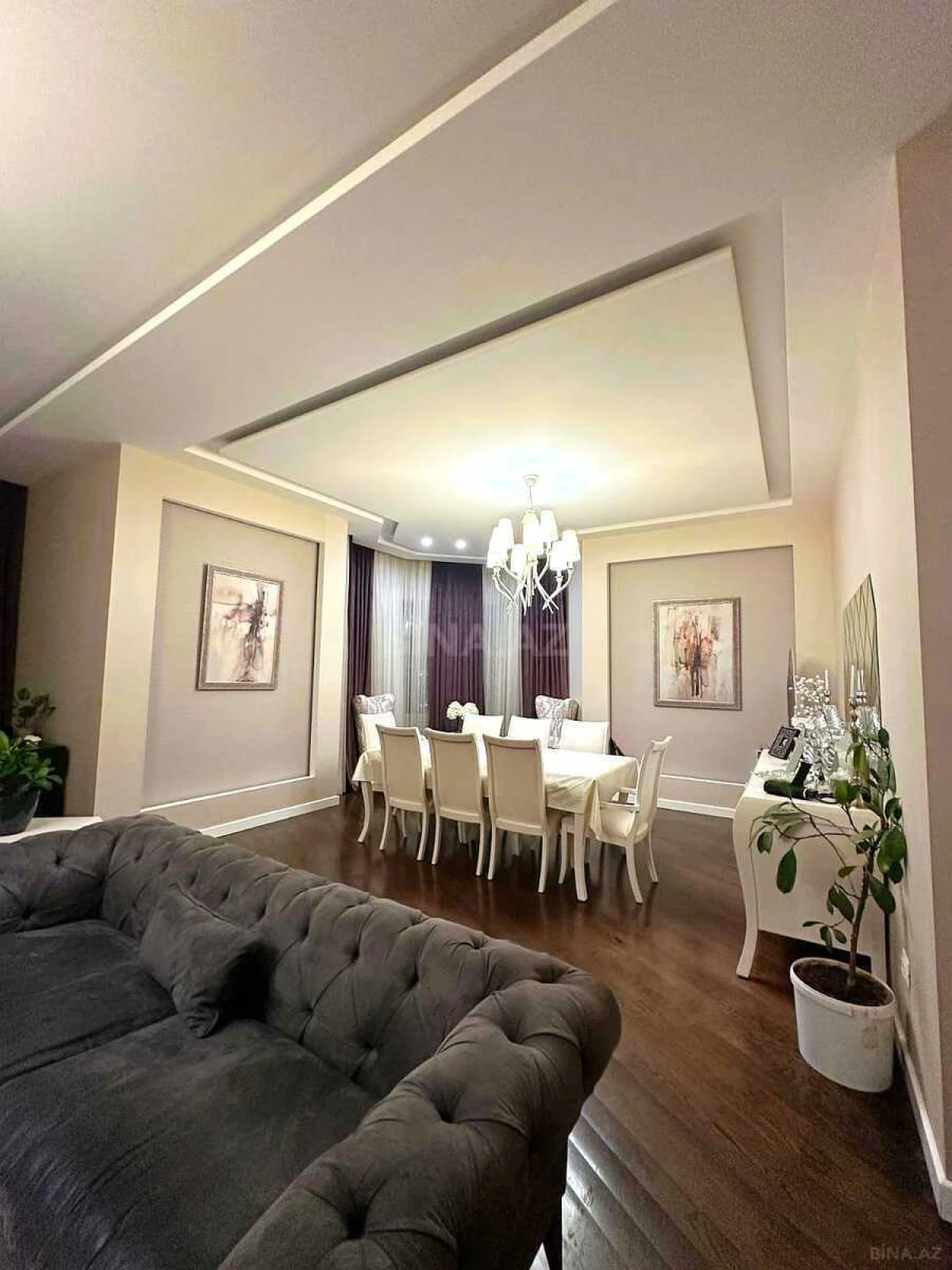 Satılır 4 otaqlı mənzil 200.5 m²