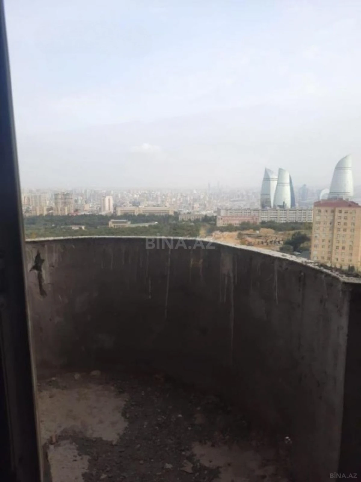 Satılır 2 otaqlı mənzil 60 m²