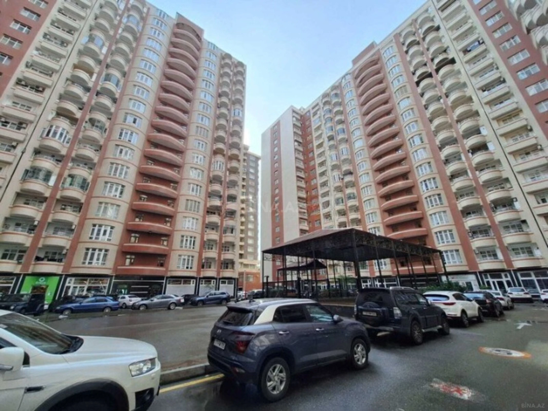 Satılır 2 otaqlı mənzil 60 m²