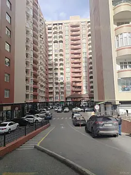 Satılır 2 otaqlı mənzil 60 m²
