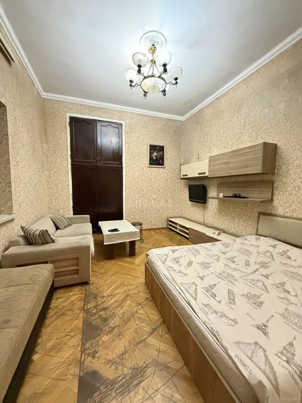 Satılır 2 otaqlı mənzil 50 m²