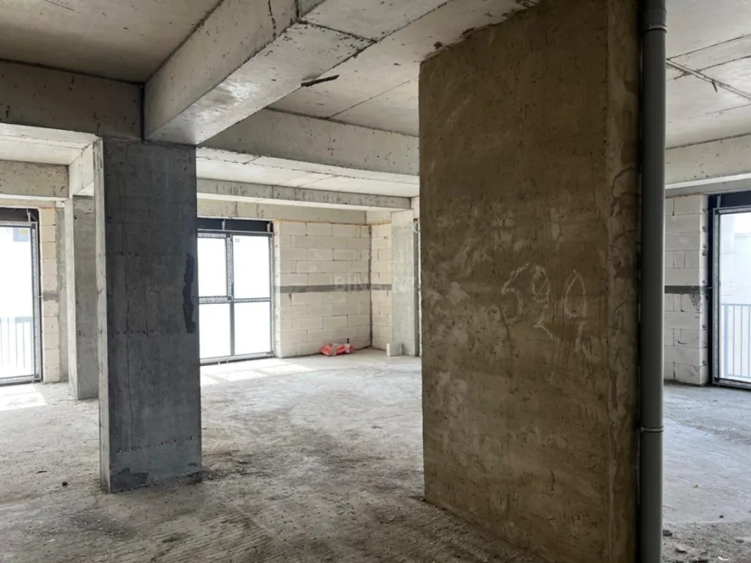 Satılır 3 otaqlı mənzil 127 m²