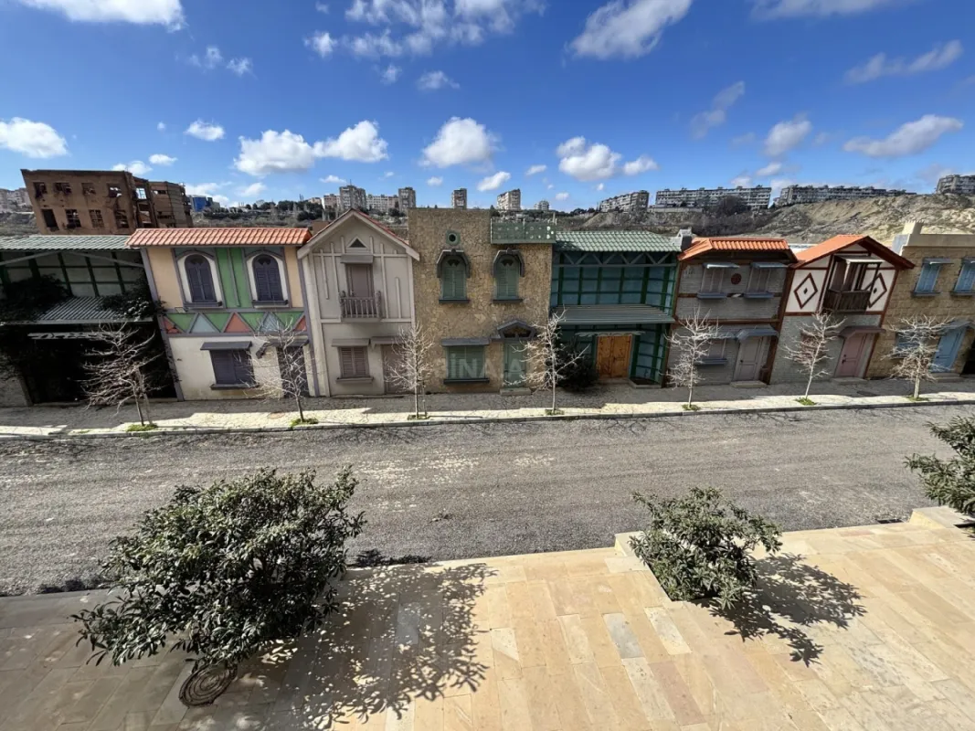 Satılır 2 otaqlı mənzil 70 m²