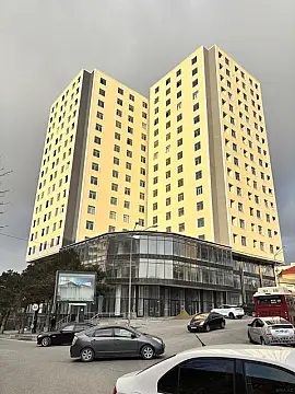 Satılır 2 otaqlı mənzil 72 m²