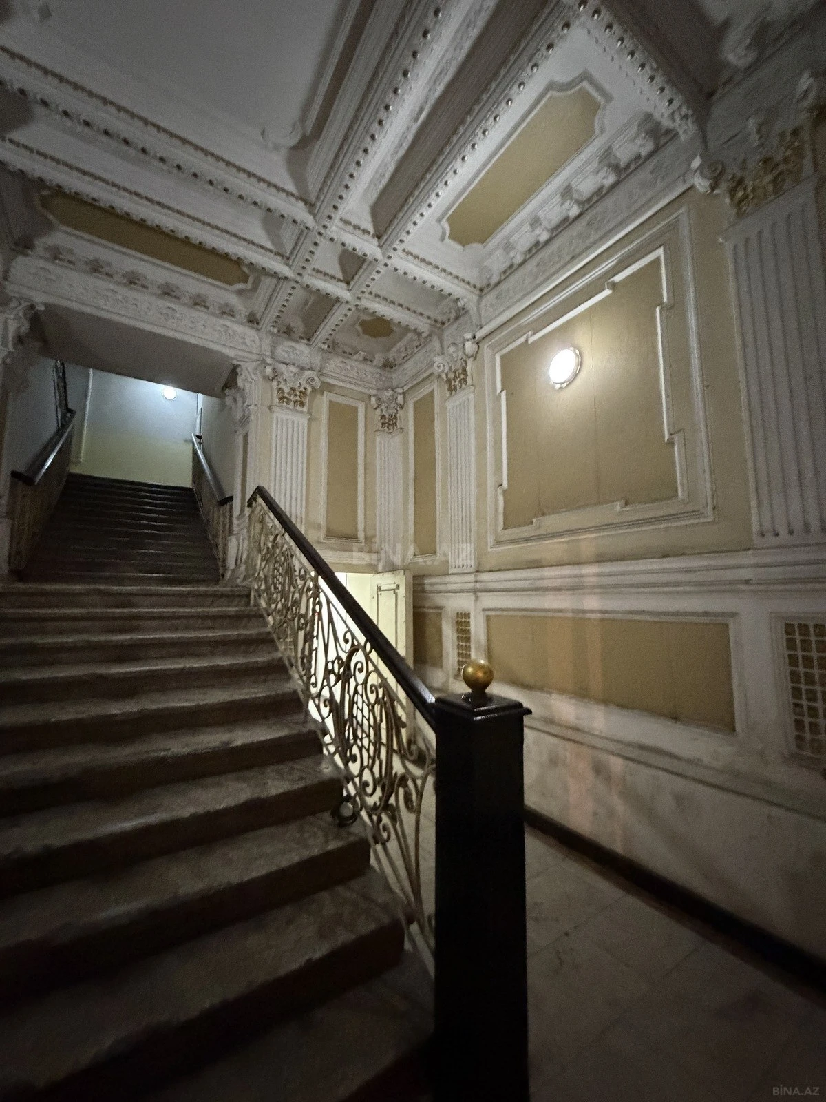 Satılır 3 otaqlı mənzil 90 m²