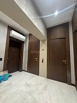 Satılır 2 otaqlı mənzil 92 m²