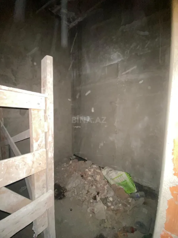 Satılır 2 otaqlı mənzil 103 m²